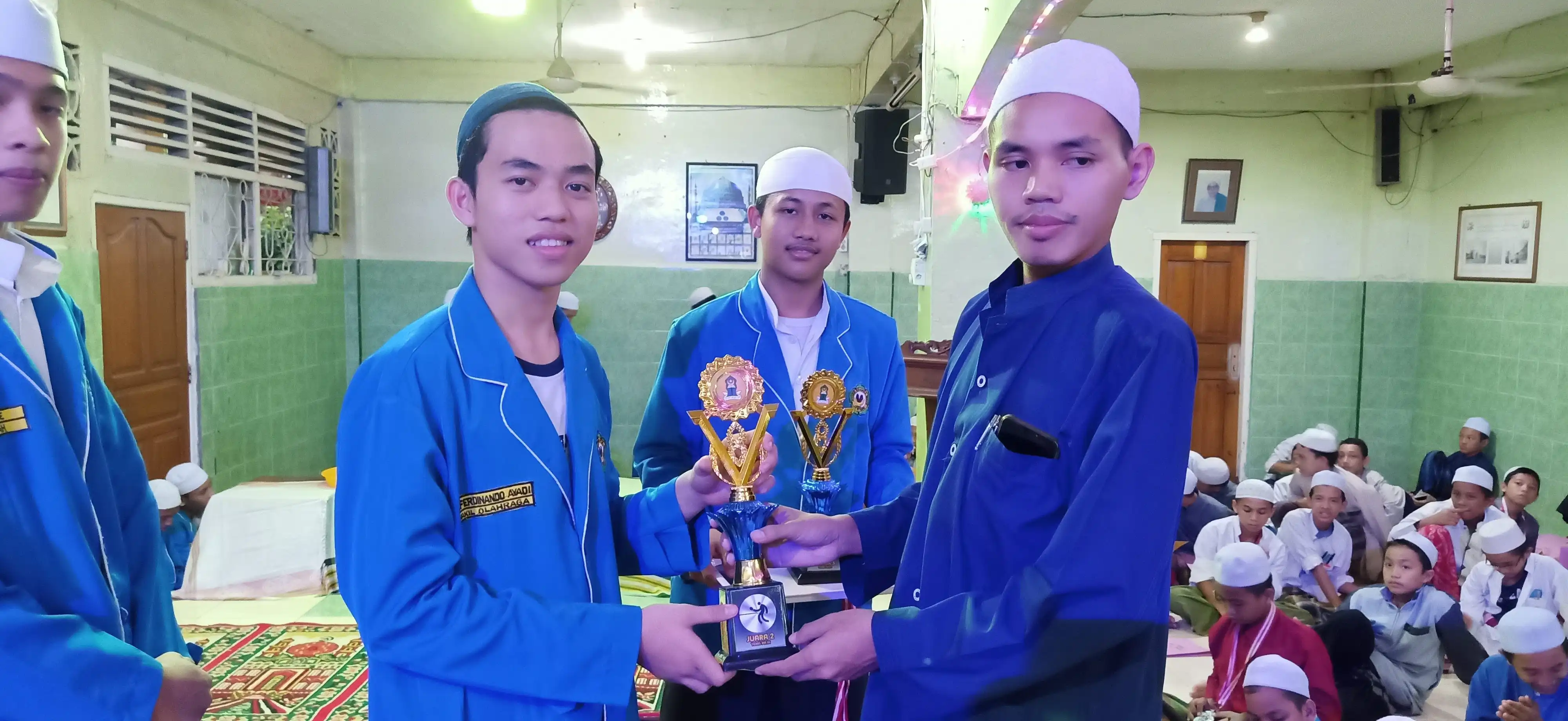 Pembagian Hadiah 183